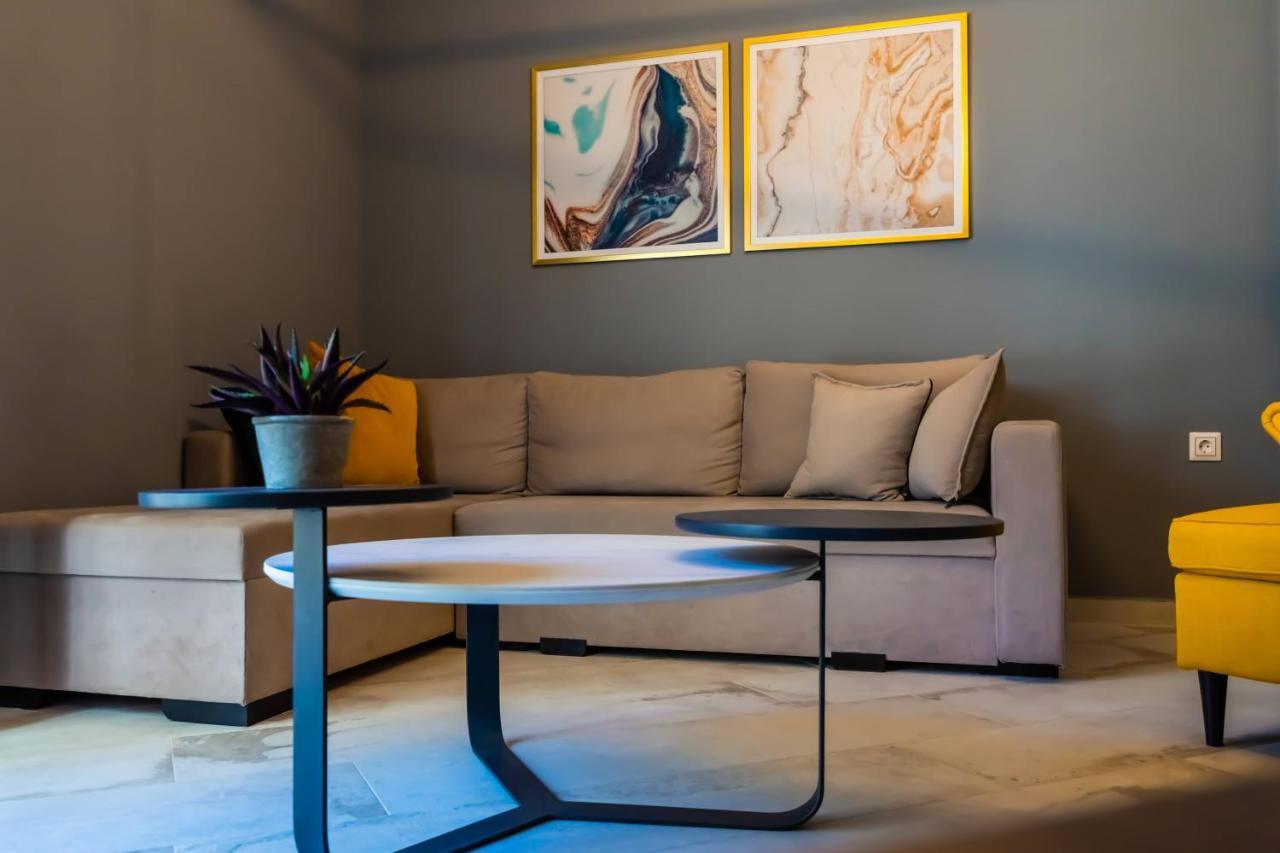 Cozy Modern Apartment Inside The City Center Tessalónica Exterior foto