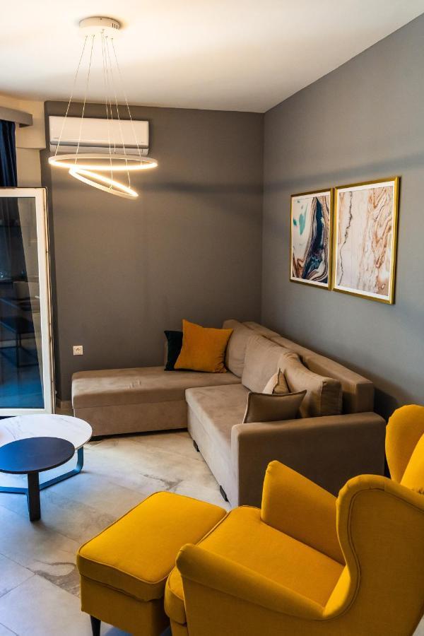 Cozy Modern Apartment Inside The City Center Tessalónica Exterior foto
